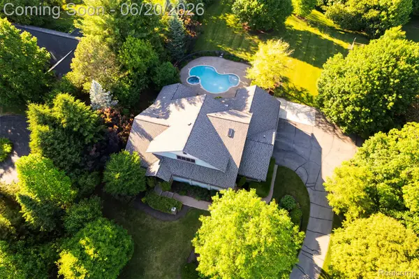 8861 Pleasantview, Northville, MI 48168