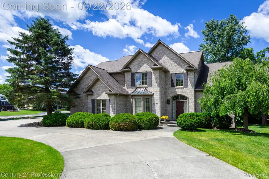 8225 Brookstone Lane, Clarkston, MI 48348 - #2