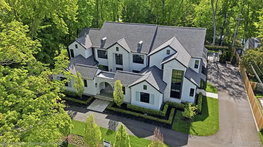 1551 Lakeside Drive, Birmingham, MI 48009 - #2