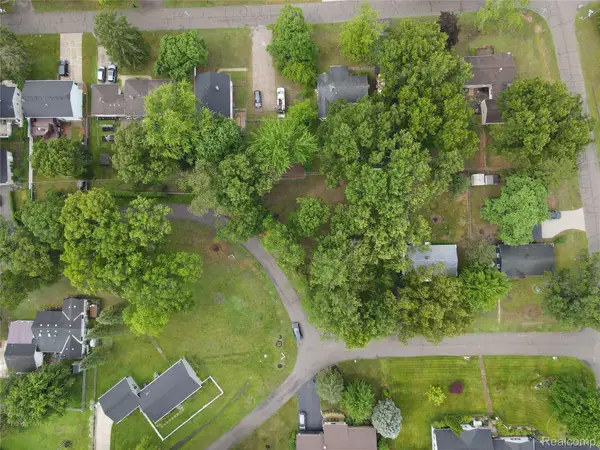 0 Opaline Drive, Waterford, MI 48327