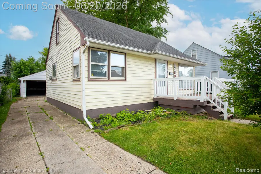 17606 Tennyson Street, Roseville, MI 48066 - #2