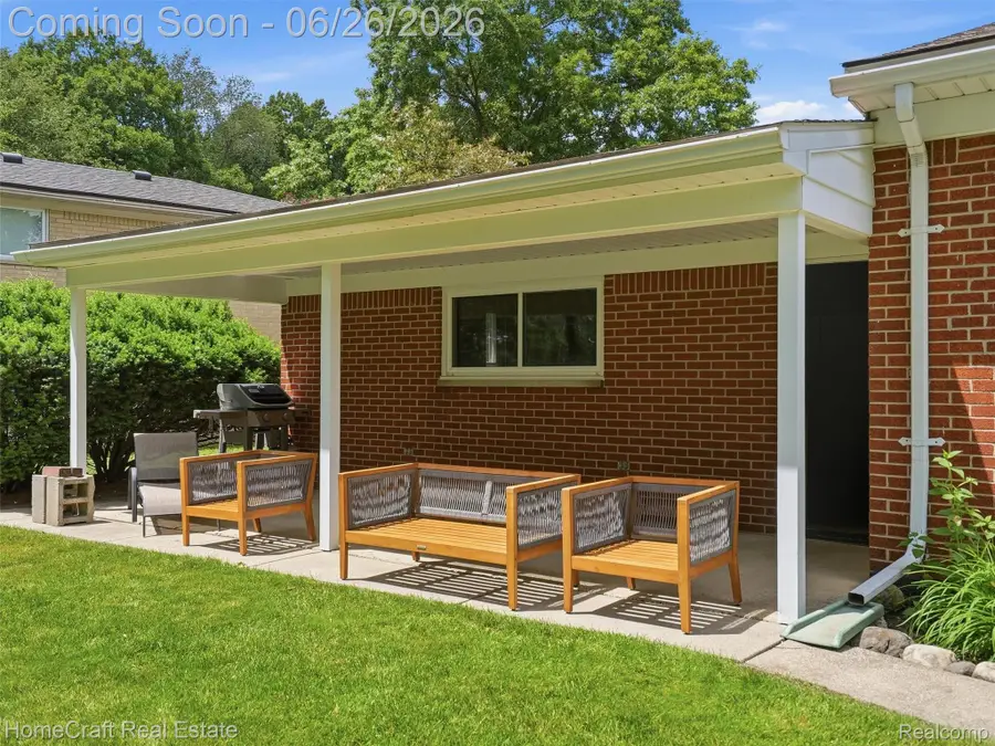 42047 Clemons Drive, Plymouth, MI 48170 - #3