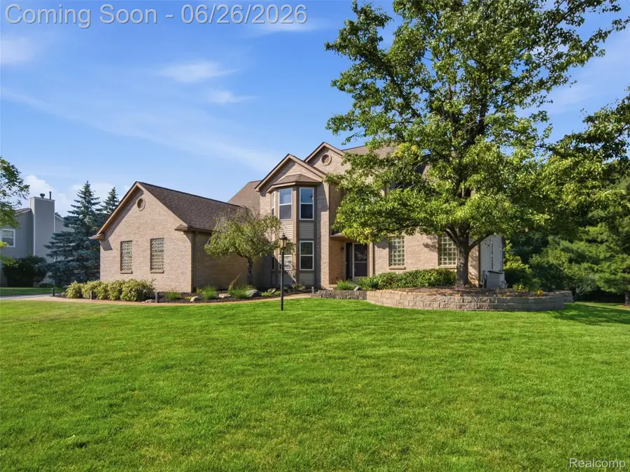 4974 Menominee Lane, Clarkston, MI 48348 - #3