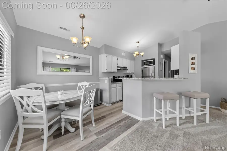 378 Spring Brooke Drive #40, Brighton, MI 48116 - #2