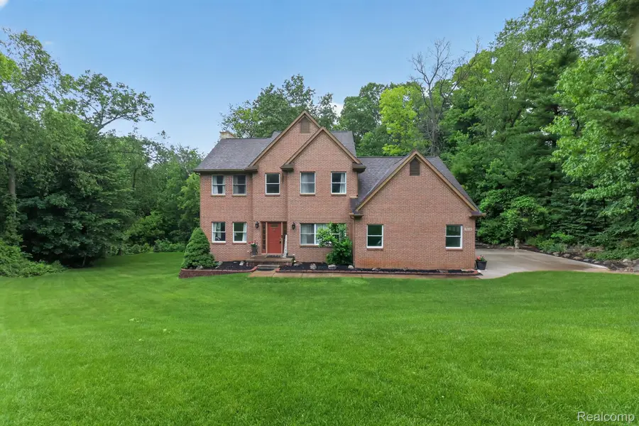 7943 Debora Drive, Brighton, MI 48114 - #2