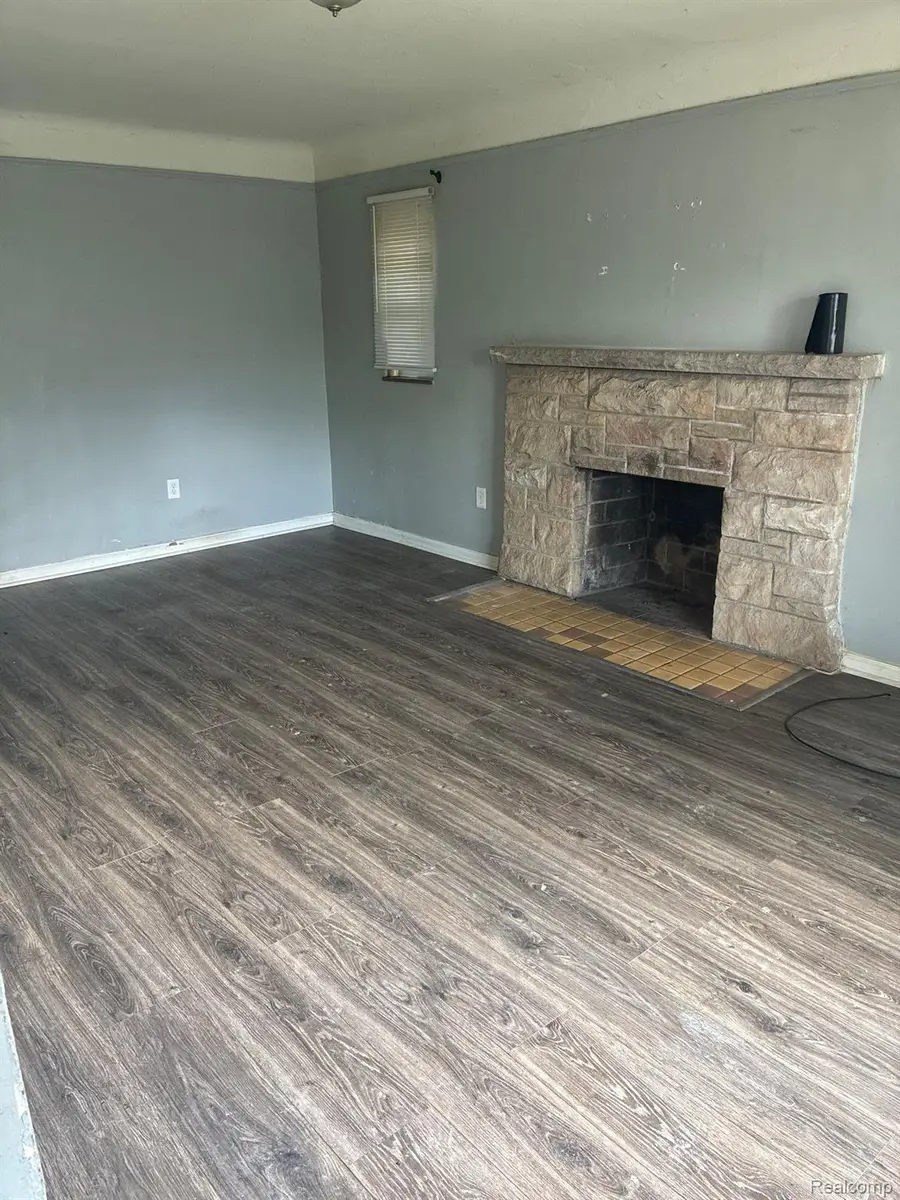 5746 Chatsworth Street, Detroit, MI 48224 - #2