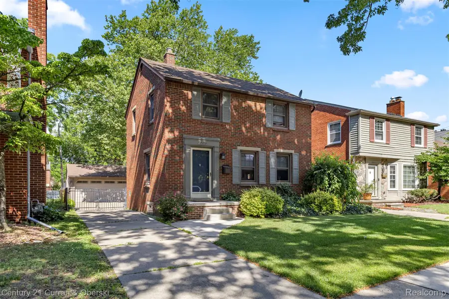 2205 N Rosevere Avenue, Dearborn, MI 48128 - #2