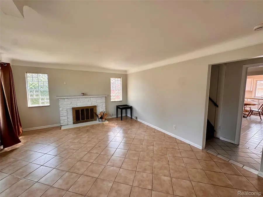 21218 Benjamin Street, Saint Clair Shores, MI 48081 - #2