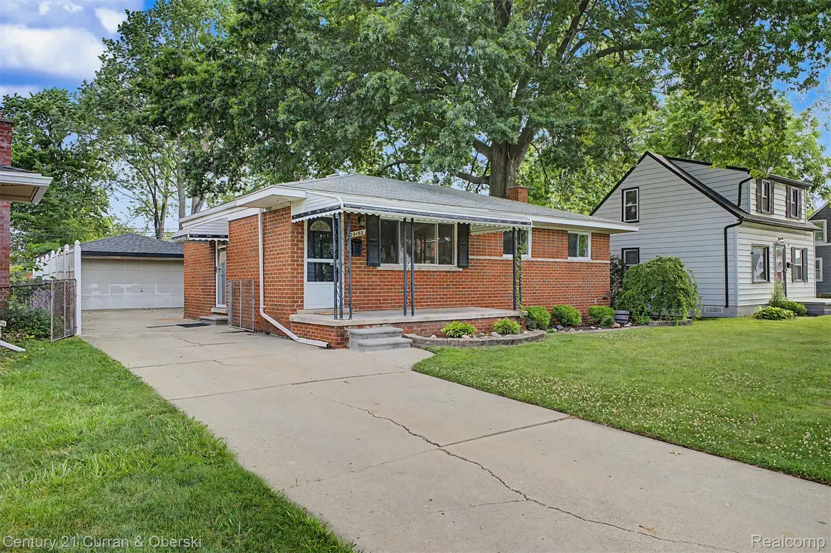 29192 James Street, Garden City, MI 48135 - #1