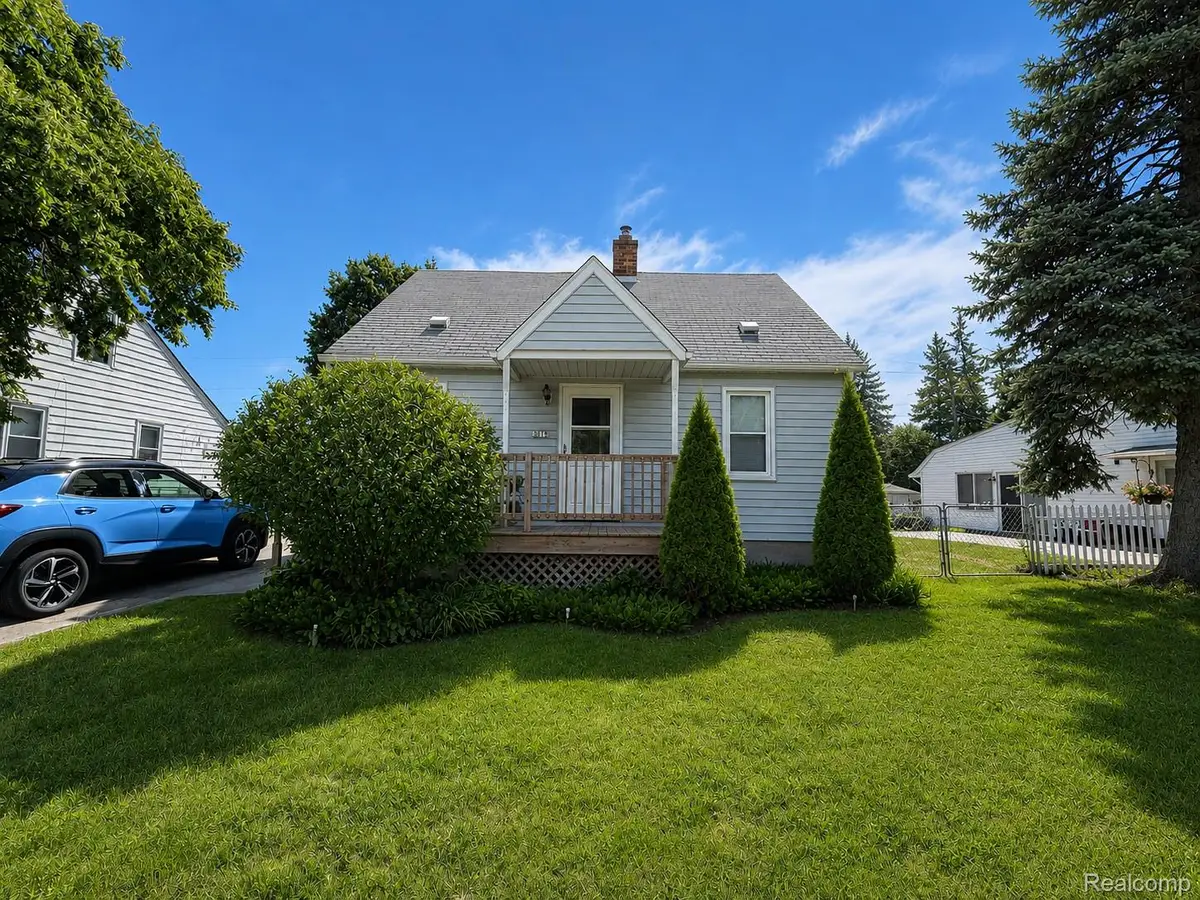 22058 Tuscany Avenue, Eastpointe, MI 48021 - #1