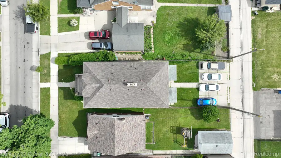 6022-6028 Appoline, Dearborn, MI 48126 - #2