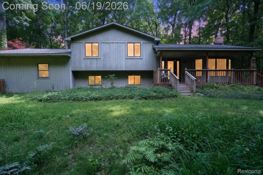4200 Stockemer, White Lake, MI 48383 - #2