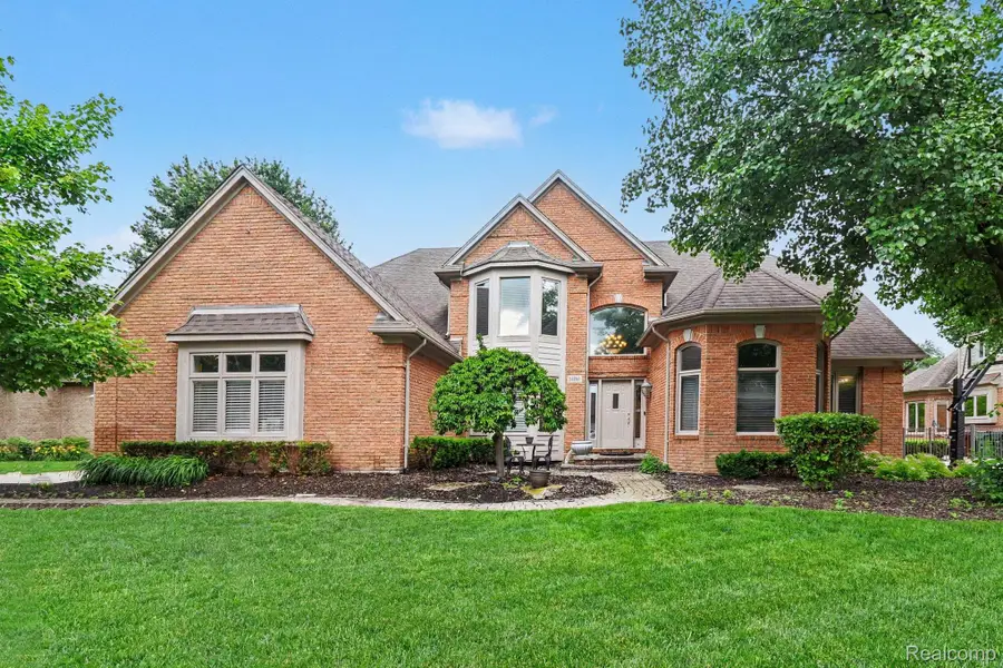 55260 Belmont Drive, Shelby, MI 48315 - #2