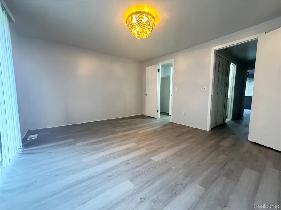 4386 15 Mile Road #64, Sterling Heights, MI 48310 - #2