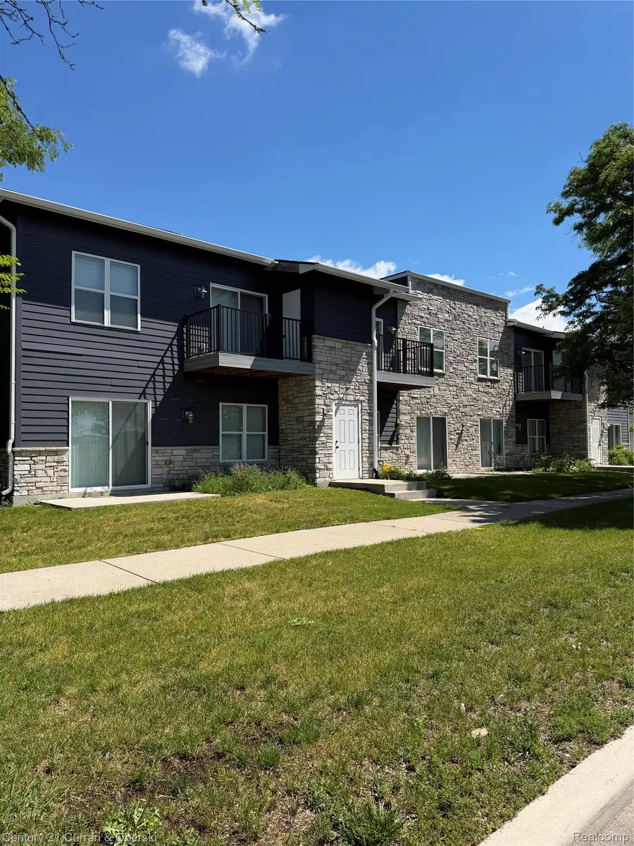 1241-1251 E Woodward Heights Boulevard, Hazel Park, MI 48030 - #2