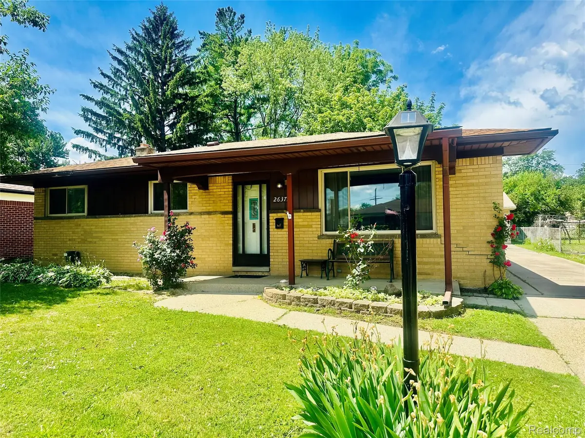 26373 Curie Avenue, Warren, MI 48091 - #1