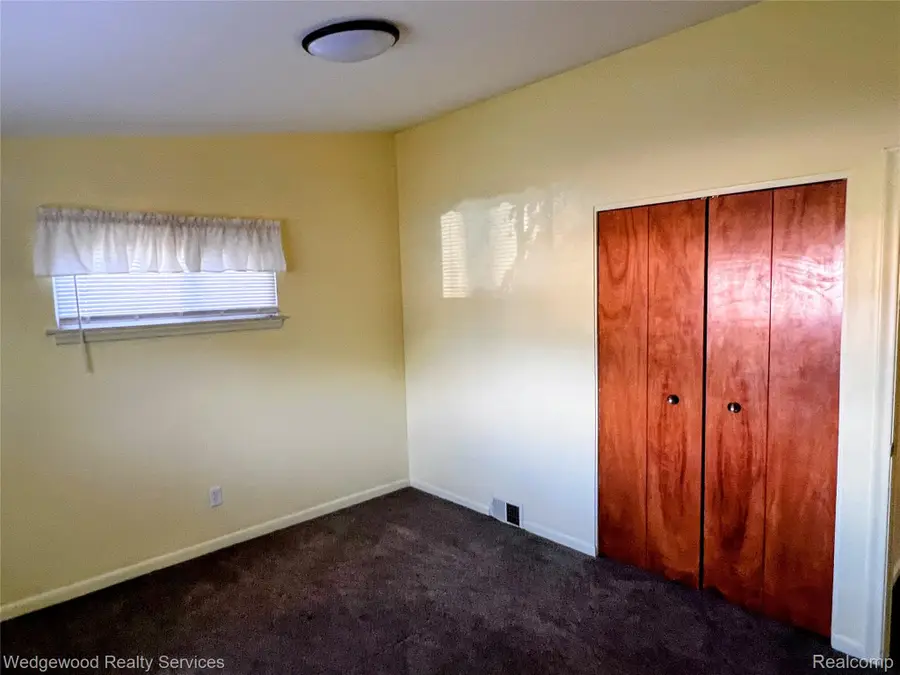 1659 Cynthia Avenue, Madison Heights, MI 48071 - #3