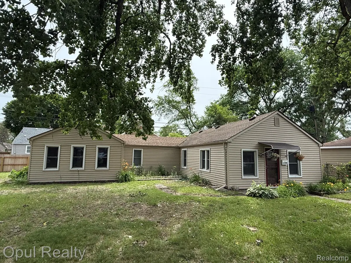 11700 Cavell Street, Livonia, MI 48150 - #1