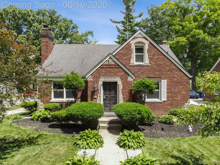 16216 Burgess, Detroit, MI 48219 - #2