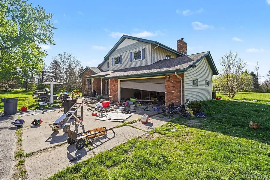 7255 Lahring Road, Gaines, MI 48436 - #2