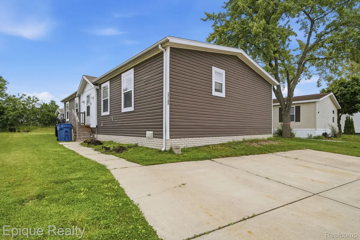 17107 Detroiter, Davisburg, MI 48350 - #1