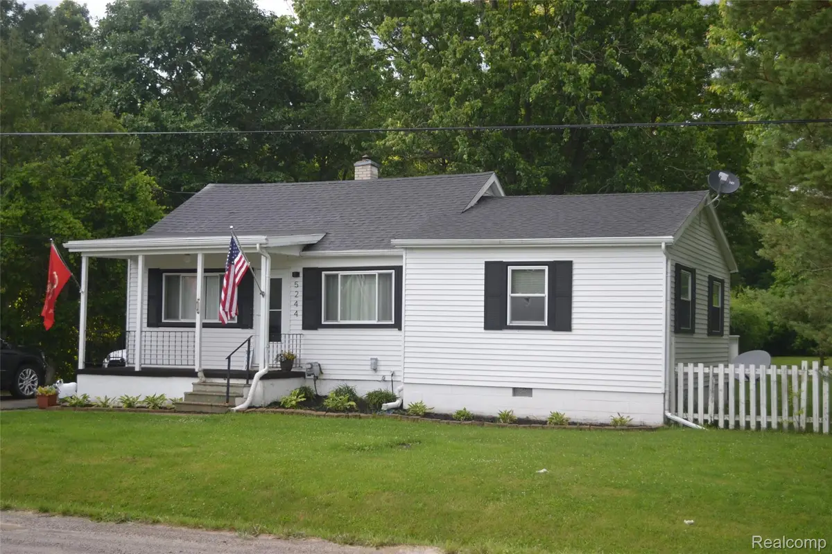 5244 Oleksyn Road, Flint, MI 48504 - #1