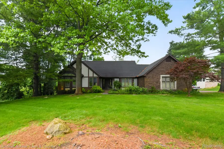 6656 Snowshoe Lane, Brighton, MI 48116 - #3