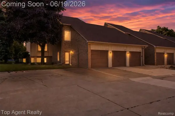 42374 Lochmoor Street, ClintonTownship, MI 48038