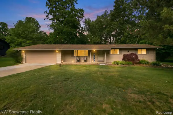 1659 Lockwood, Highland, MI 48356