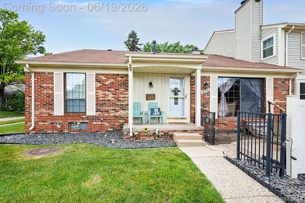 38748 Golfview Drive E, Clinton Township, MI 48038 - #1