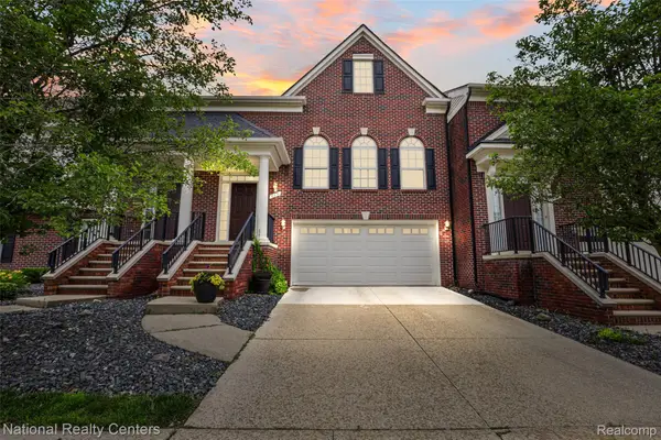 779 Red Run Drive, Troy, MI 48085