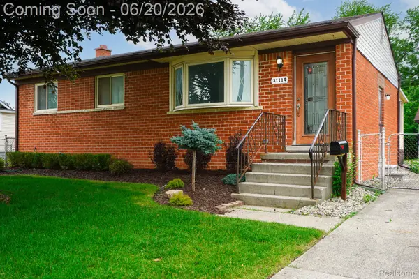 31114 Balmoral Street, GardenCity, MI 48135