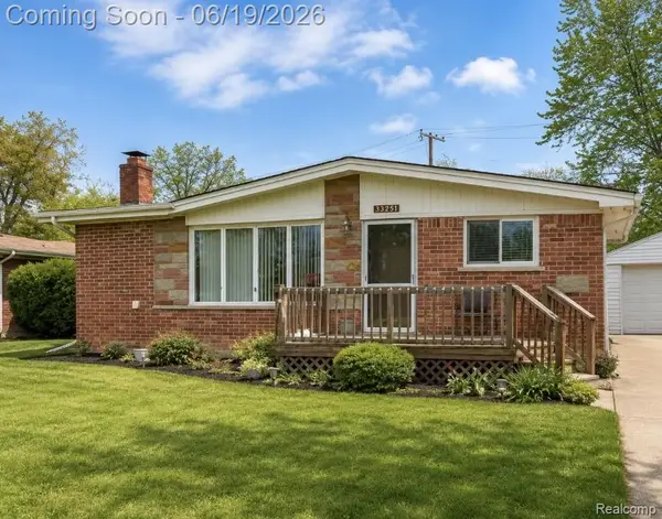 33251 Parkwood Street, Westland, MI 48186