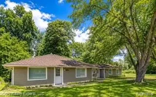 5028 Pheasant Road, Waterford, MI 48327 - #1