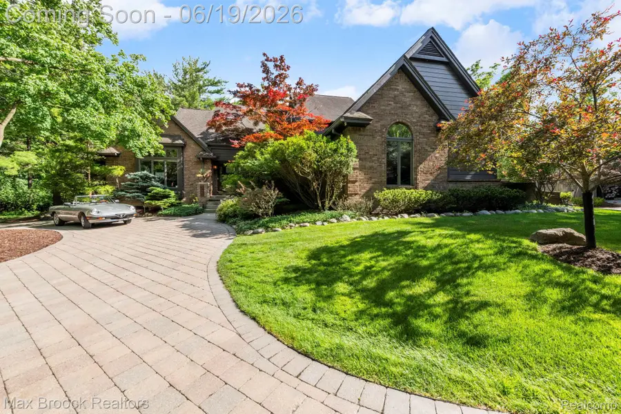 40360 Harmony Lane, Northville, MI 48167 - #3