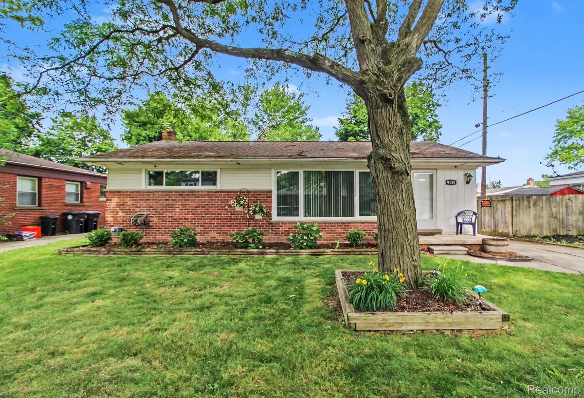 9135 Frederick Street, Livonia, MI 48150 - #1