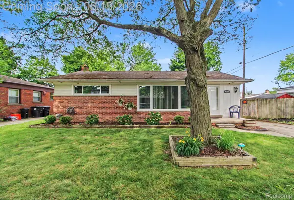 9135 Frederick Street, Livonia, MI 48150