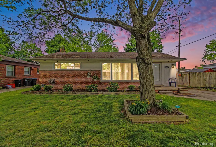 9135 Frederick Street, Livonia, MI 48150 - #2
