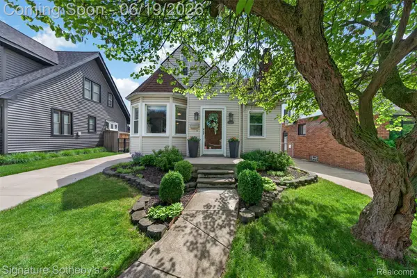 125 S Kenwood Avenue, RoyalOak, MI 48067