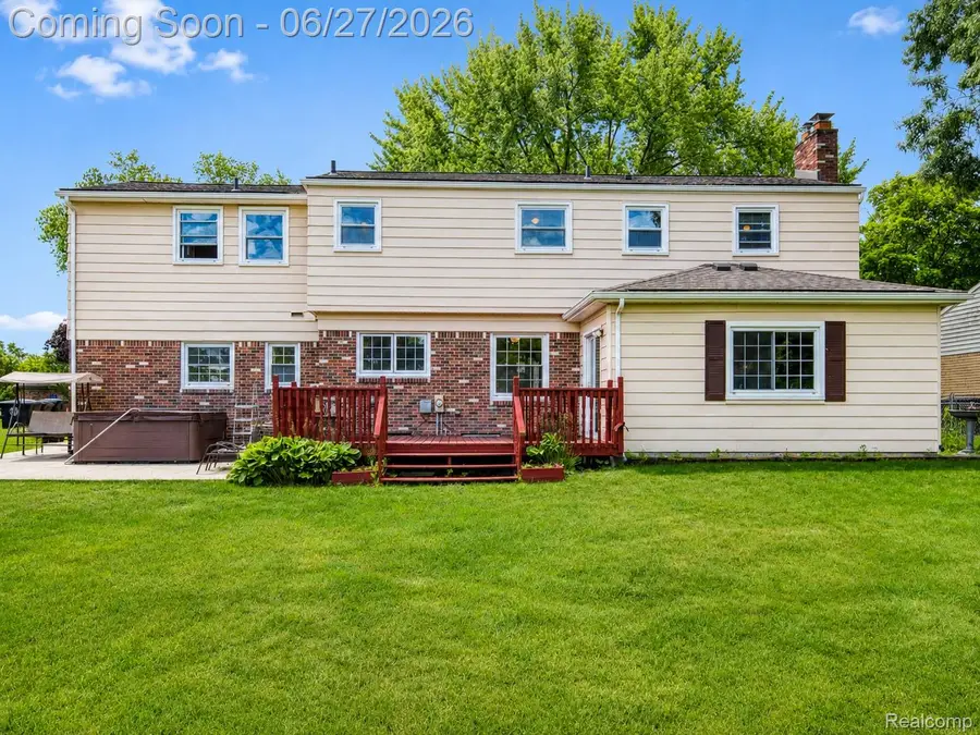 35484 Bennett Street, Livonia, MI 48152 - #2