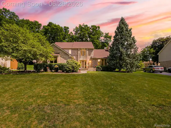 29523 Shenandoah Drive, Farmington, MI 48331