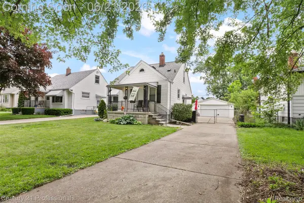 115 Gargantua Avenue, Clawson, MI 48017