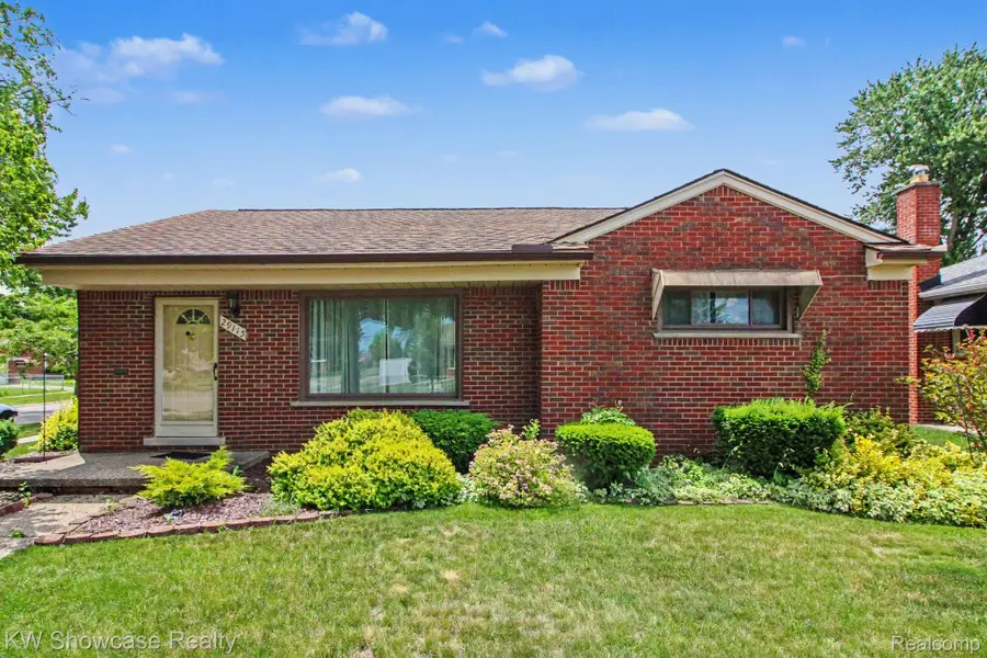29115 Westfield Street, Livonia, MI 48150 - #3