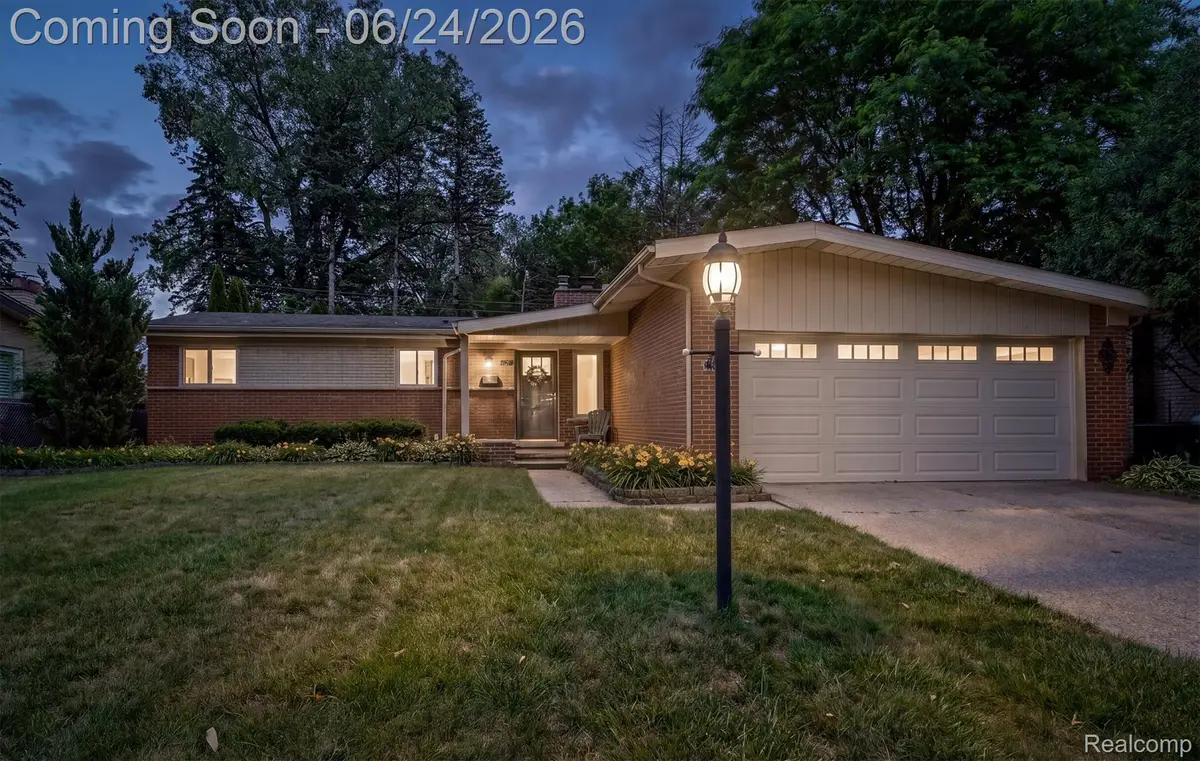14196 Loveland Street, Livonia, MI 48154 - #1