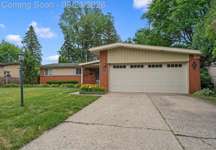 14196 Loveland Street, Livonia, MI 48154 - #3