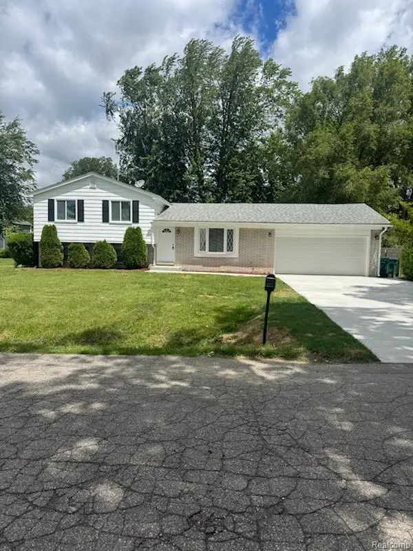 35872 Vinewood Street, Romulus, MI 48174 - #2
