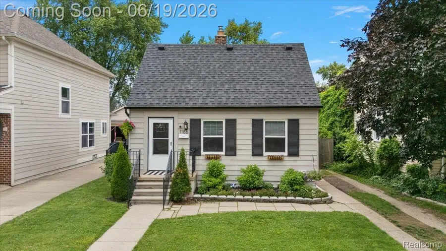 1186 Larkmoor Boulevard, Berkley, MI 48072 - #2