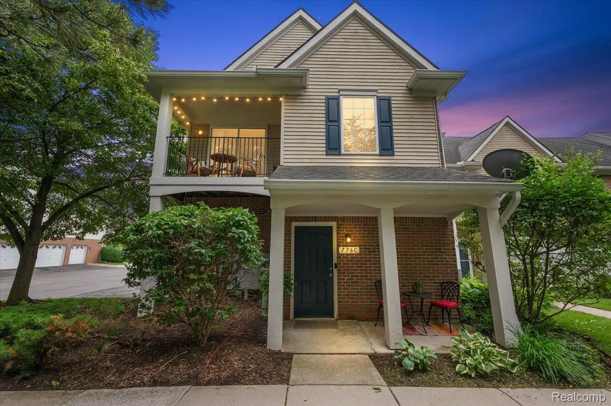 776 Amberly Drive #C, Waterford, MI 48328 - #1