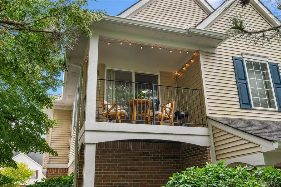 776 Amberly Drive #C, Waterford, MI 48328 - #3