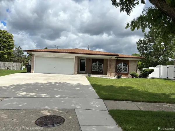 38986 Cottonwood Court, SterlingHeights, MI 48310